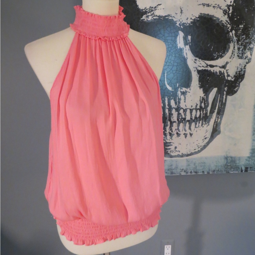 So+Be Halter Style Top